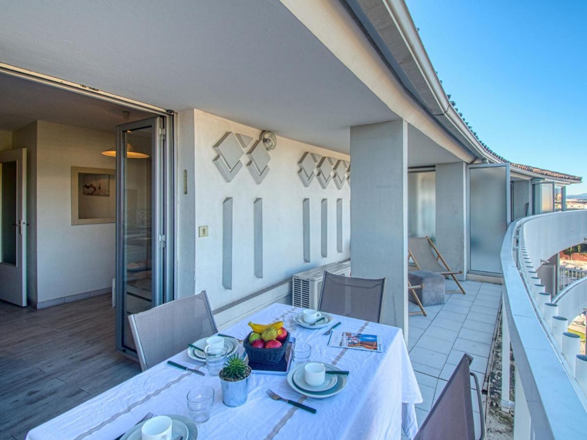 Apartment Port D'Attache-3 By Interhome เฟรฌูส ภายนอก รูปภาพ