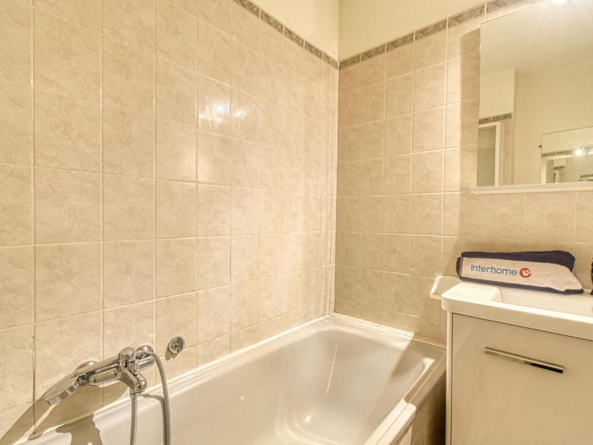Apartment Port D'Attache-3 By Interhome เฟรฌูส ภายนอก รูปภาพ